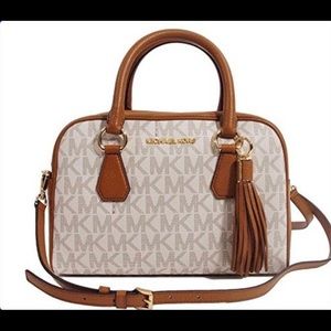 MICHAEL KORS LEATHER BEDFORD M TASSEL SATCHEL